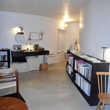 読書好きの方におすすめしたいブックカフェ♪祐天寺・学芸大学の人気美容院・美容室 hairspaPAZ ~ ヘアースパ パズ ~オフィシャルブログ