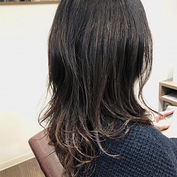 ロングでも立体感を! PAZのコスメパーマで脱マンネリ!!  祐天寺・学芸大学で人気の美容院 hairspa PAZ ~ ヘアースパ パズ ~