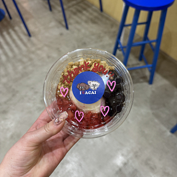 ずっと気になっていたグリークヨーグルト食べてきました♪祐天寺・学芸大学で人気美容院・美容室 hairspaPAZ ~ ヘアースパ パズ ~